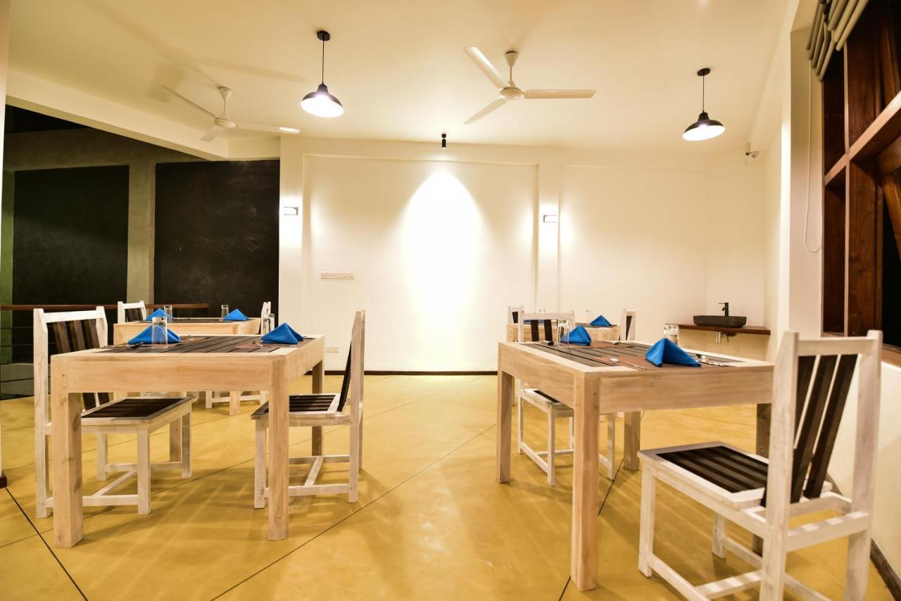 Hiriketiya Beach Hostels Dikwella Dış mekan fotoğraf