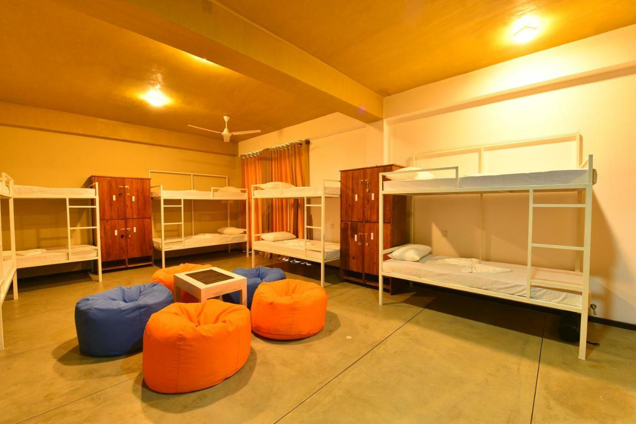 Hiriketiya Beach Hostels Dikwella Dış mekan fotoğraf